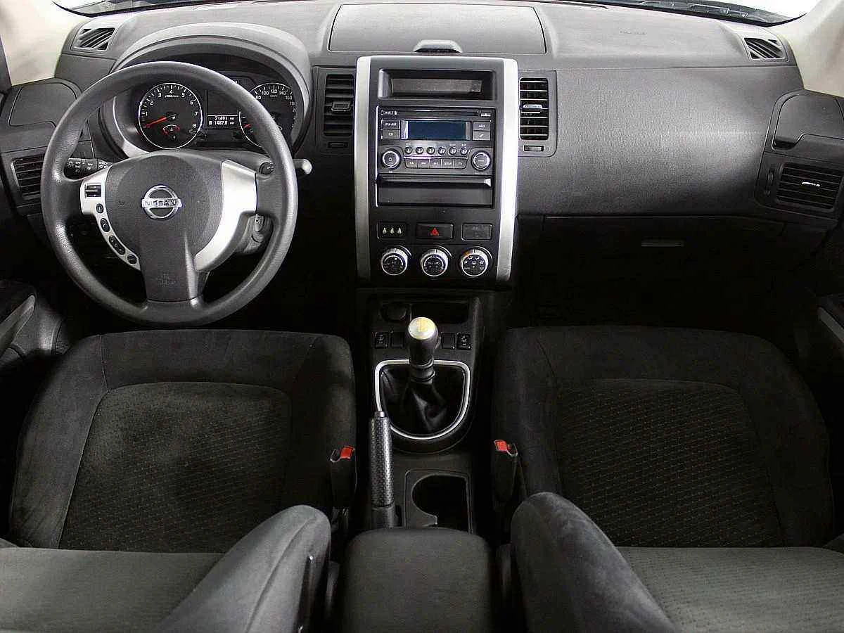 Nissan X-Trail, Черный, 2014, Механическая, 141 л.с., цена от 977 000 руб.
