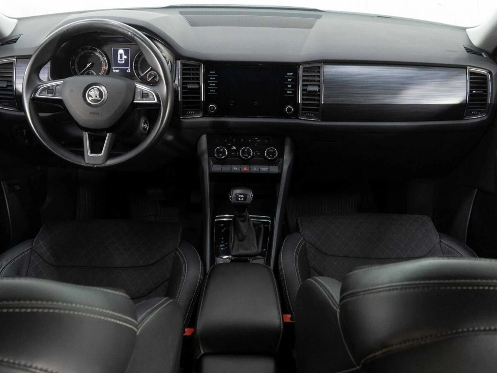 SKODA KODIAQ, Белый, 2019, Робот, 180 л.с., цена от 1 513 600 руб.