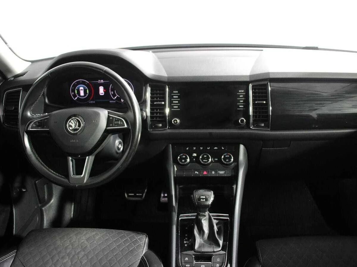 SKODA KODIAQ, Белый, 2019, Робот, 150 л.с., цена от 1 695 200 руб.