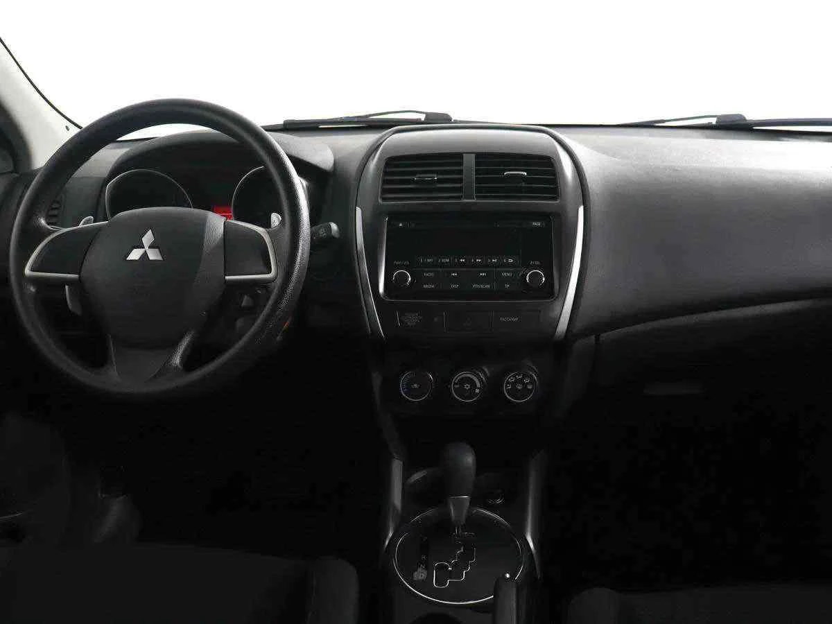 Mitsubishi ASX, Белый, 2014, Вариатор, 140 л.с., цена от 705 000 руб.