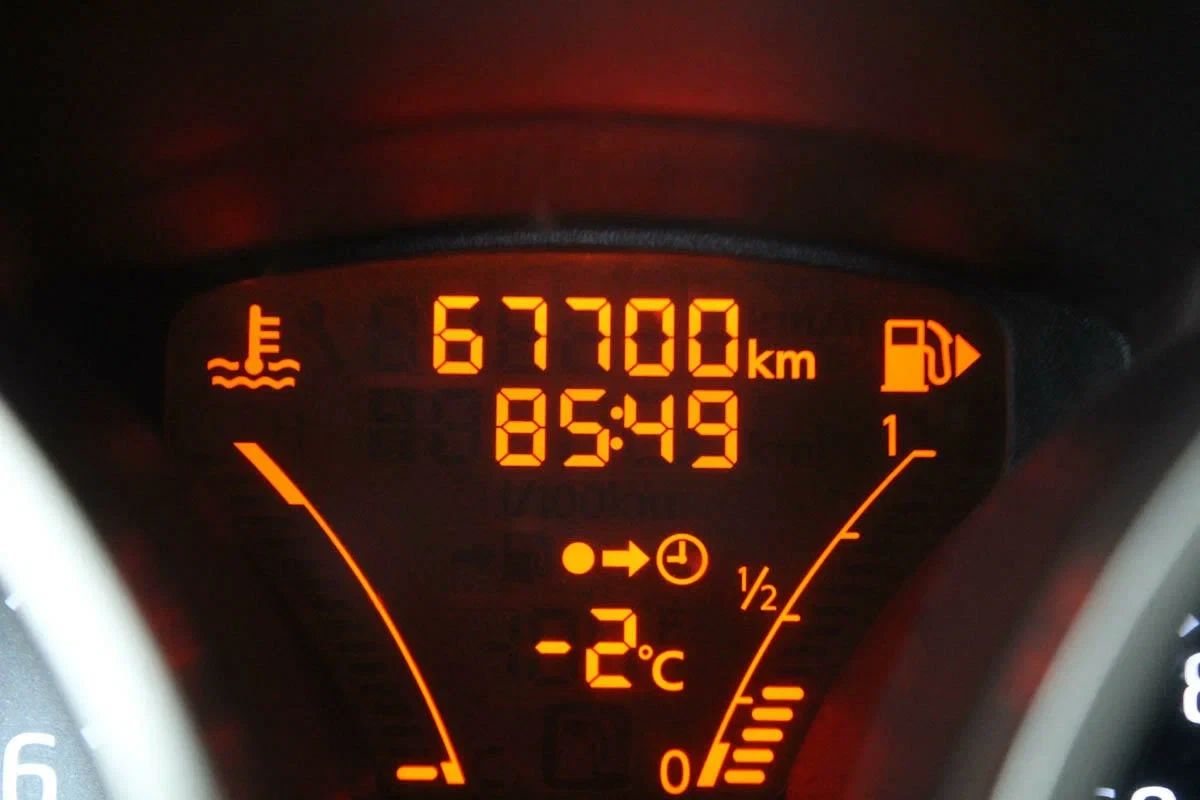 Nissan Juke, Черный, 2014, Вариатор, 117 л.с., цена от 649 000 руб.