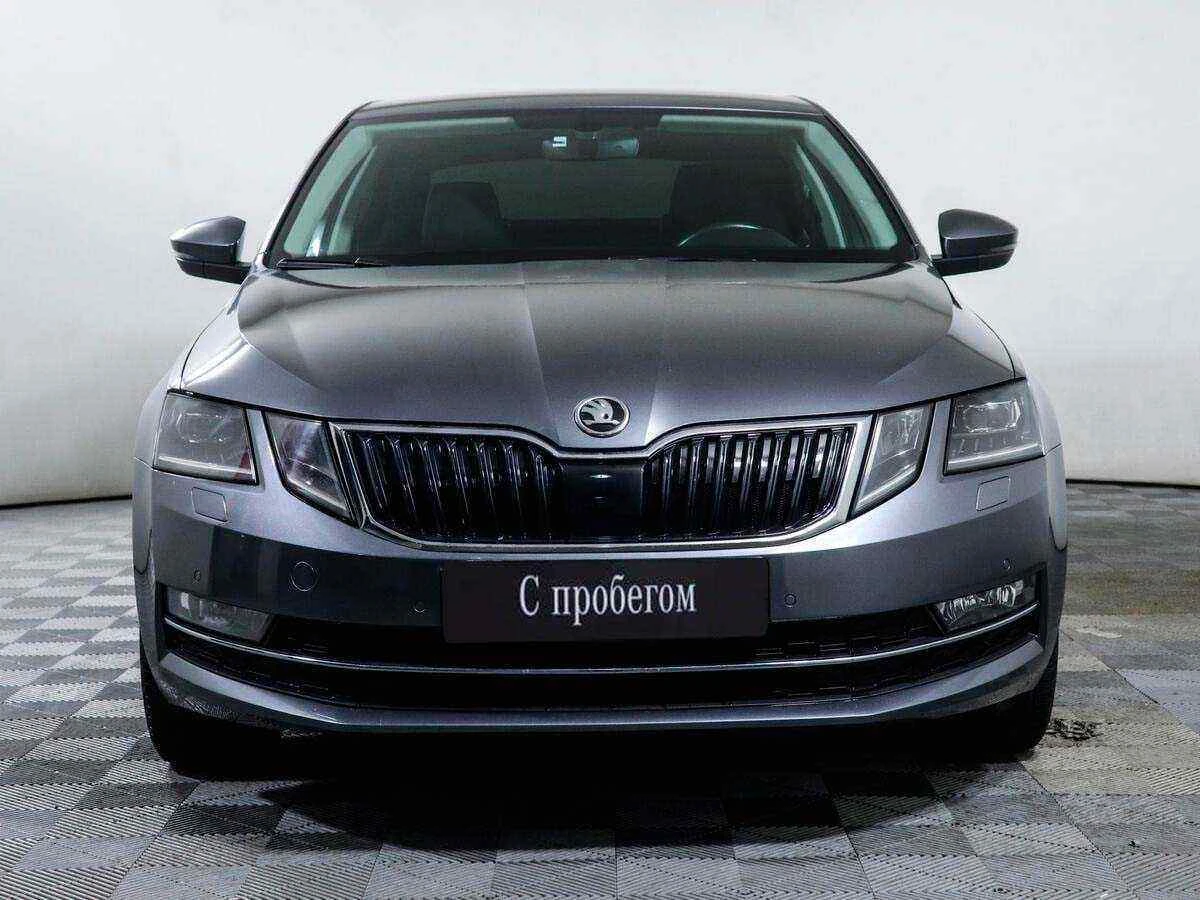 Skoda Octavia, Серый, 2018, Робот, 150 л.с., цена от 1 030 000 руб.