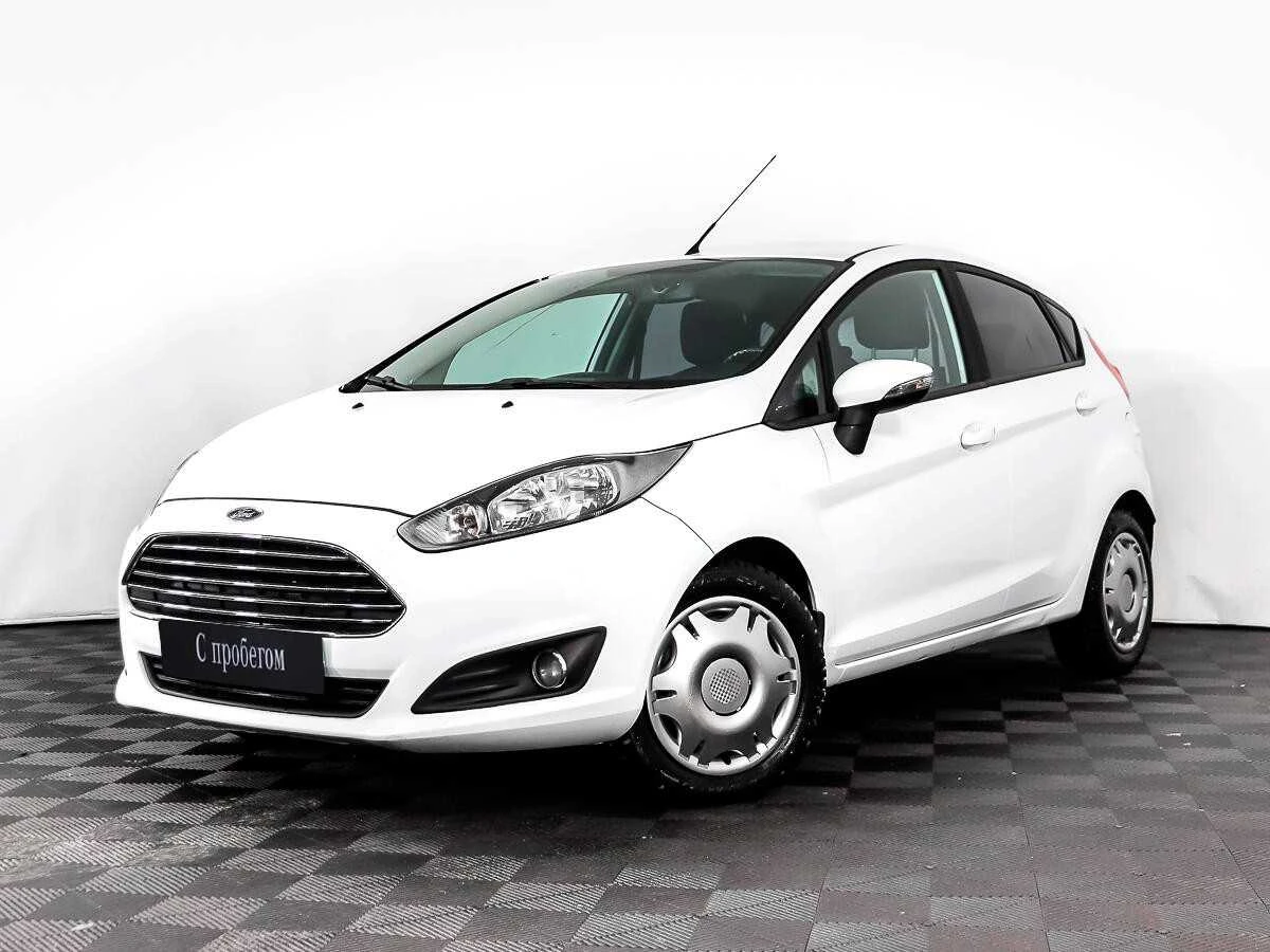 FORD FIESTA, Белый, 2016, Робот, 105 л.с., цена от 600 000 руб.