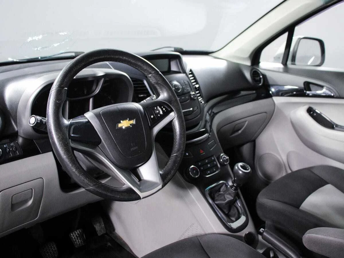 CHEVROLET ORLANDO, Белый, 2014, Механическая, 141 л.с., цена от 754 400 руб.