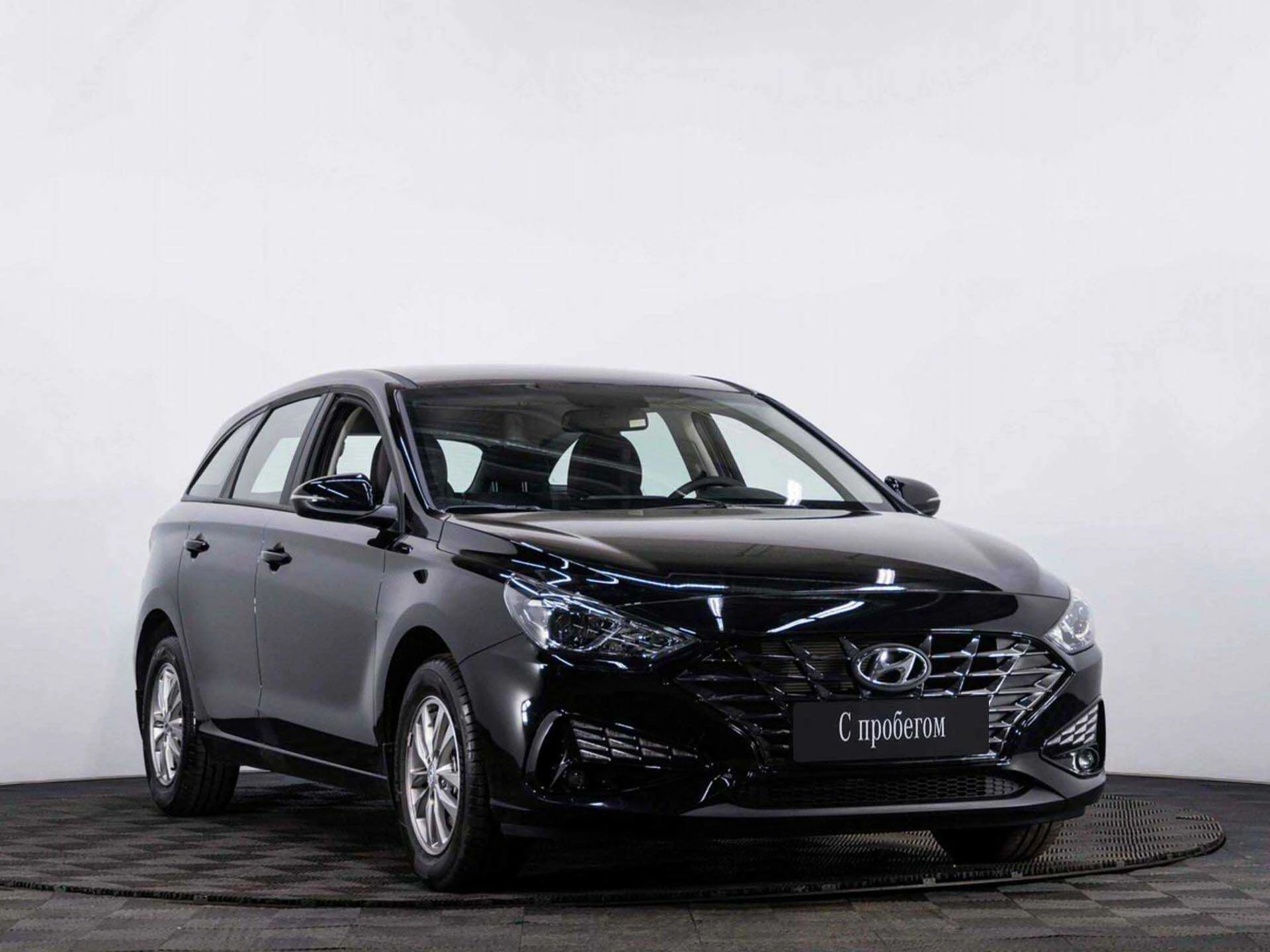 HYUNDAI I30, Черный, 2023, Автоматическая, 110 л.с., цена от 1 327 200 руб.