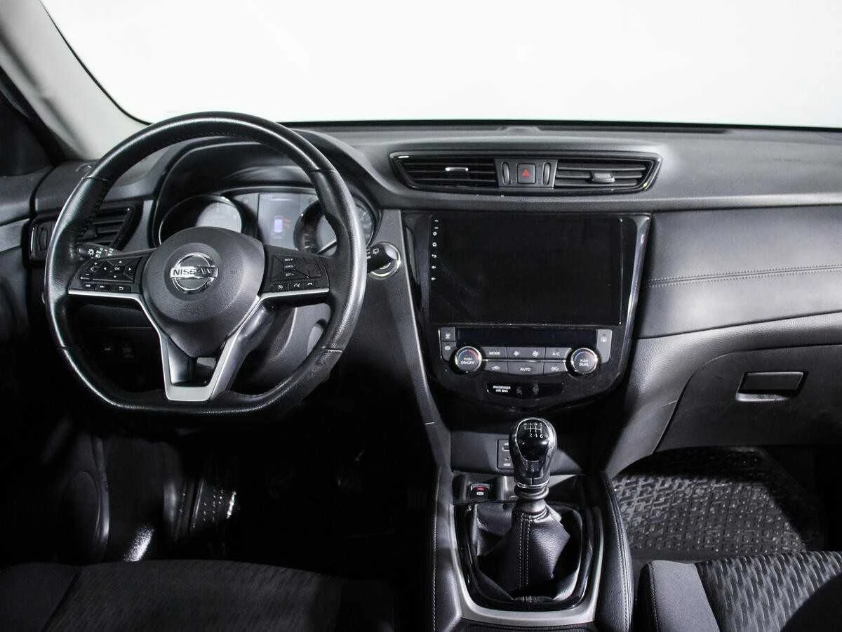 NISSAN X-TRAIL, Оранжевый, 2018, Механическая, 130 л.с., цена от 1 440 000 руб.