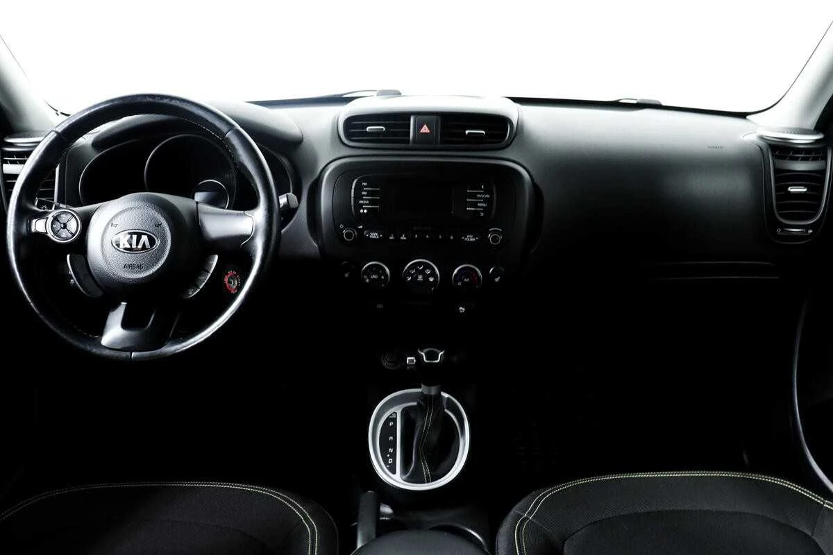 KIA SOUL, Белый, 2015, Автоматическая, 128 л.с., цена от 920 000 руб.
