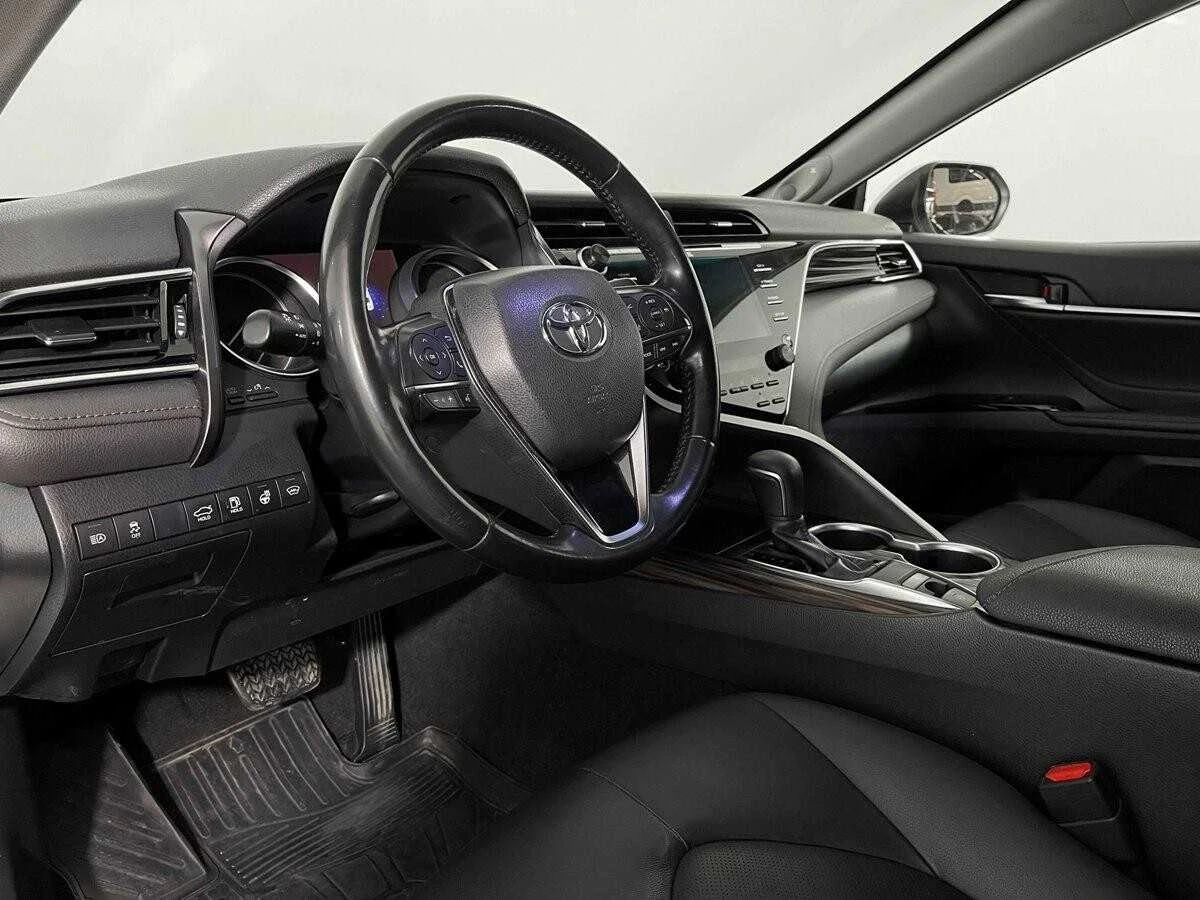 TOYOTA CAMRY, Белый, 2019, Автоматическая, 181 л.с., цена от 1 912 000 руб.
