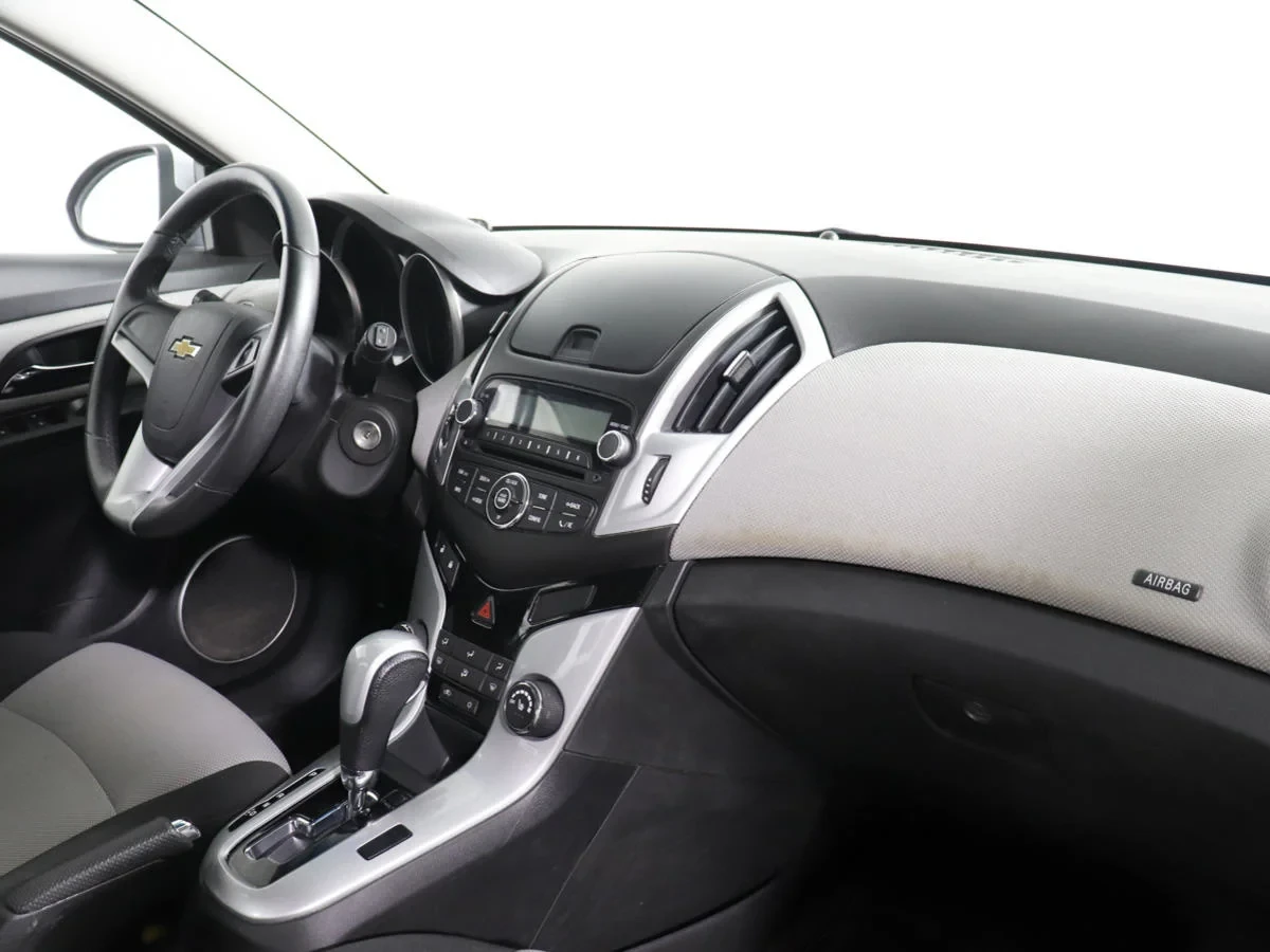 Chevrolet Cruze, Серебряный, 2014, Автоматическая, 109 л.с., цена от 524 000 руб.