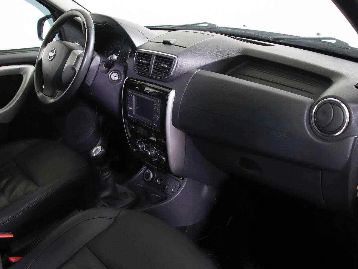 Nissan Terrano, Серебряный, 2019, Механическая, 114 л.с., цена от 1 139 000 руб.