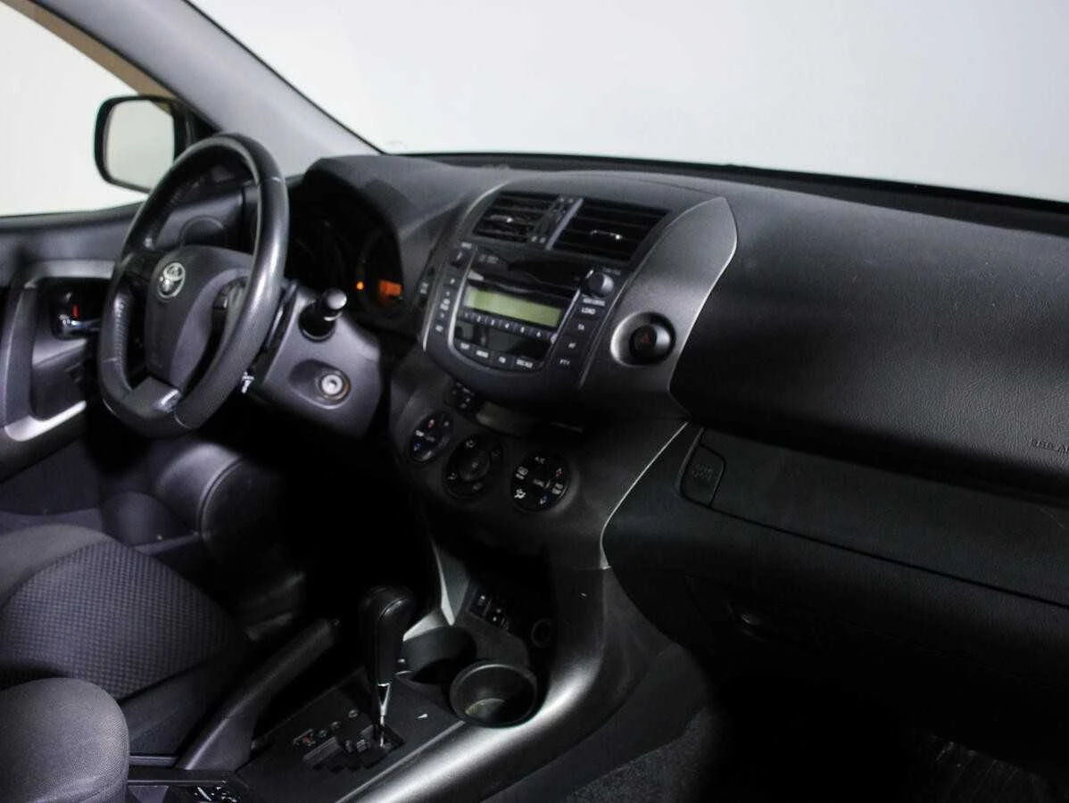 TOYOTA RAV4, Черный, 2012, Вариатор, 148 л.с., цена от 912 000 руб.