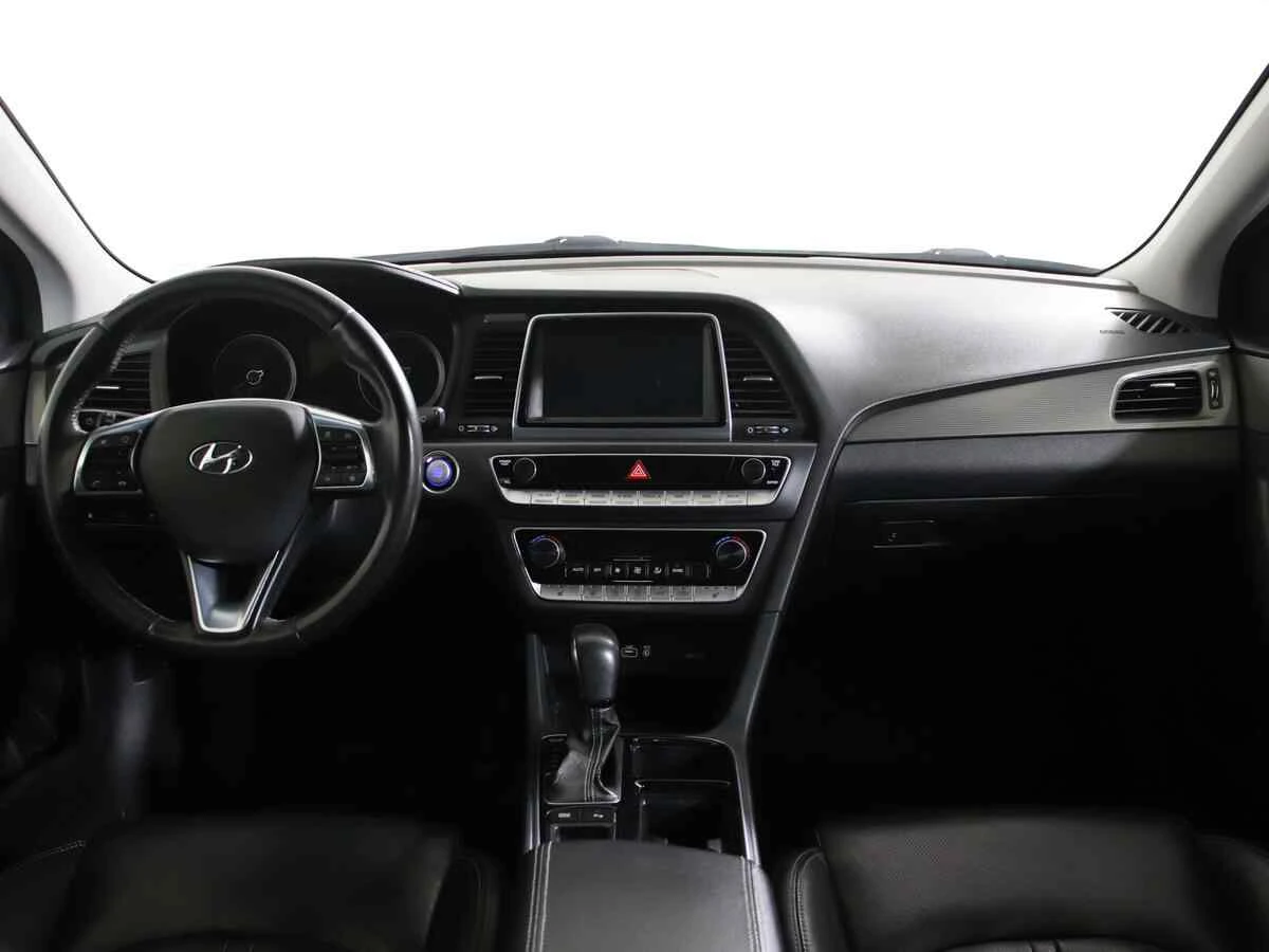 Hyundai Sonata, Белый, 2017, Автоматическая, 188 л.с., цена от 995 000 руб.