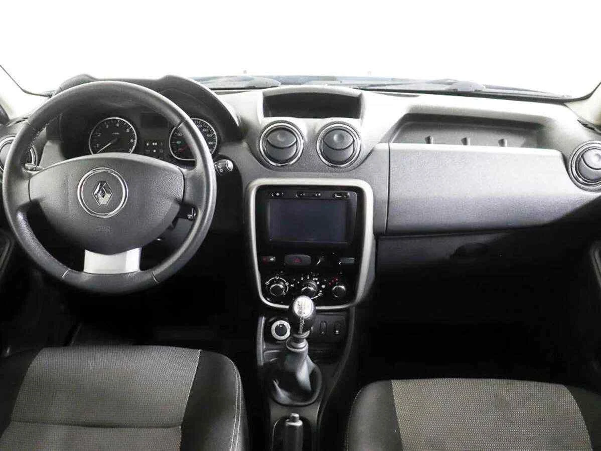 Renault Duster, Коричневый, 2014, Механическая, 135 л.с., цена от 640 000 руб.