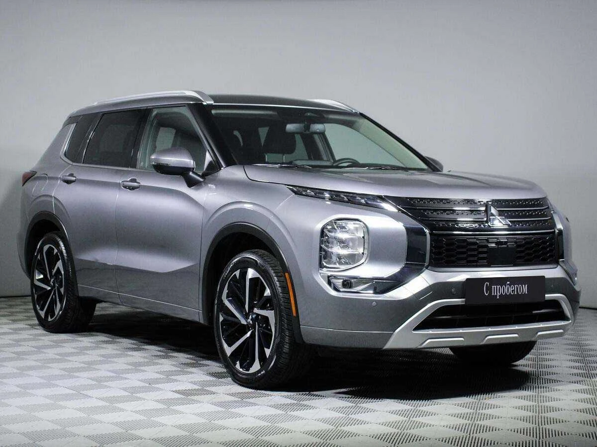 MITSUBISHI OUTLANDER, Серый, 2022, Вариатор, 184 л.с., цена от 2 622 400 руб.