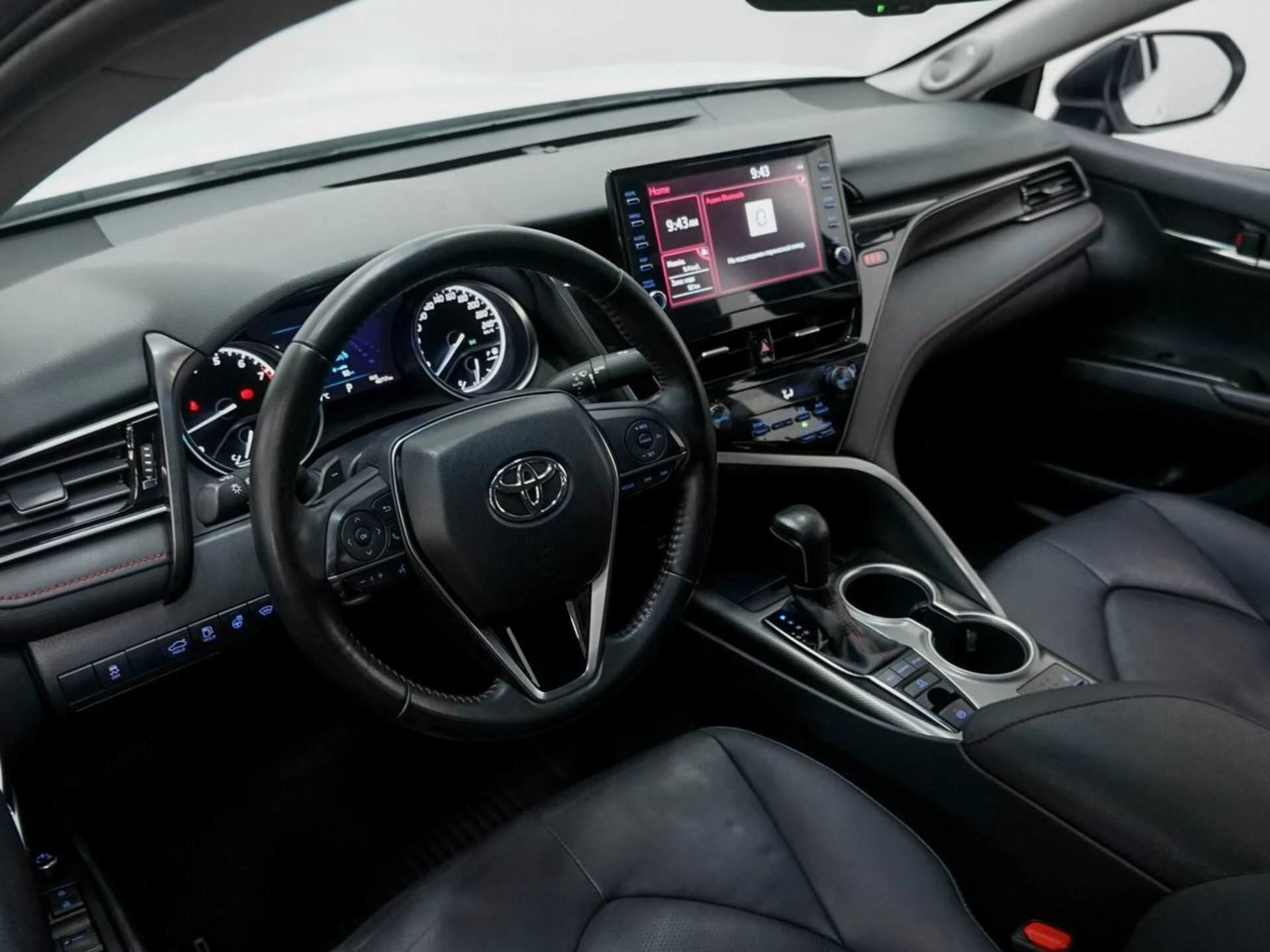 TOYOTA CAMRY, Белый, 2021, Автоматическая, 249 л.с., цена от 2 316 800 руб.