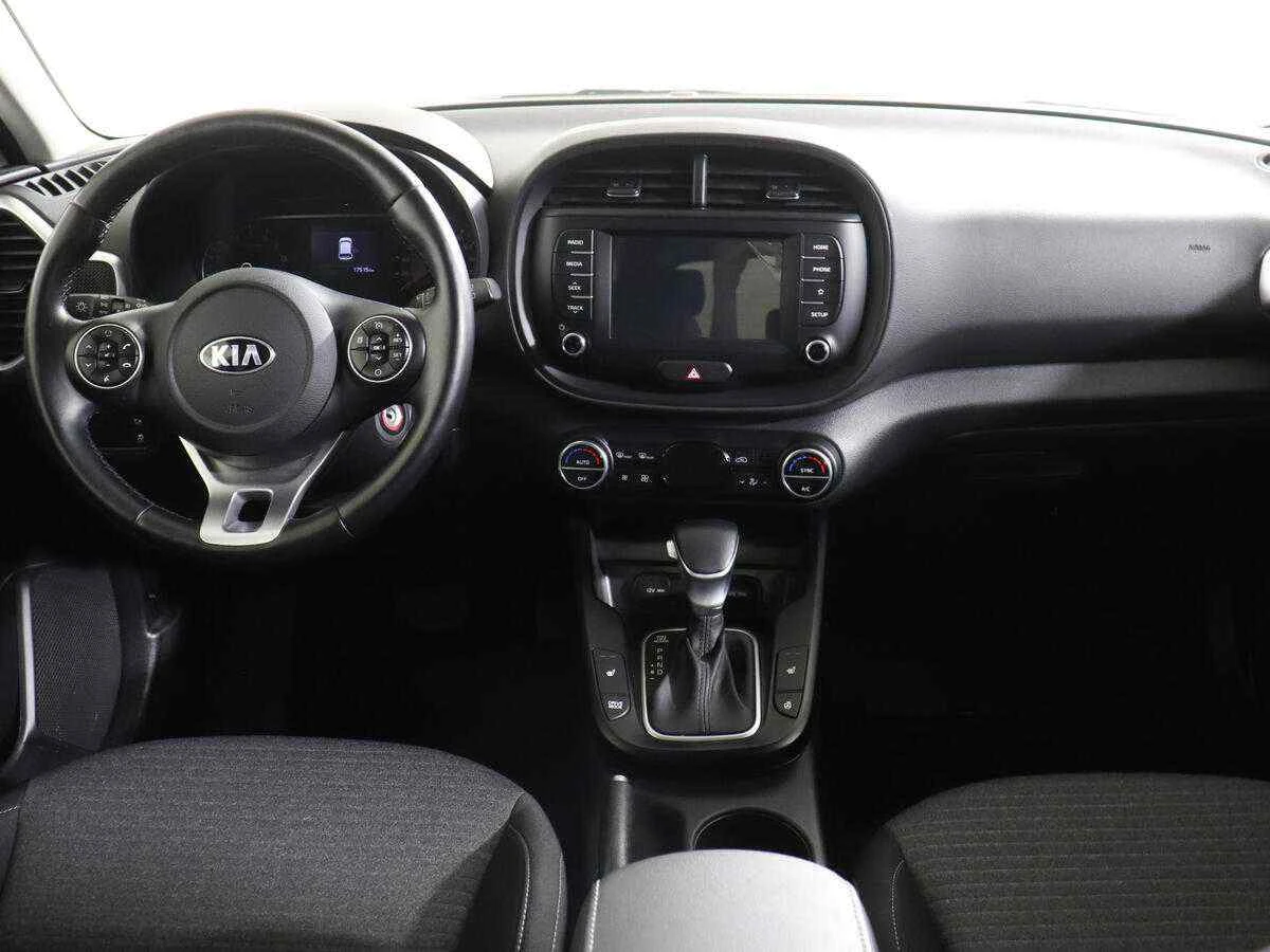 KIA Soul, Белый, 2020, Автоматическая, 123 л.с., цена от 1 405 000 руб.