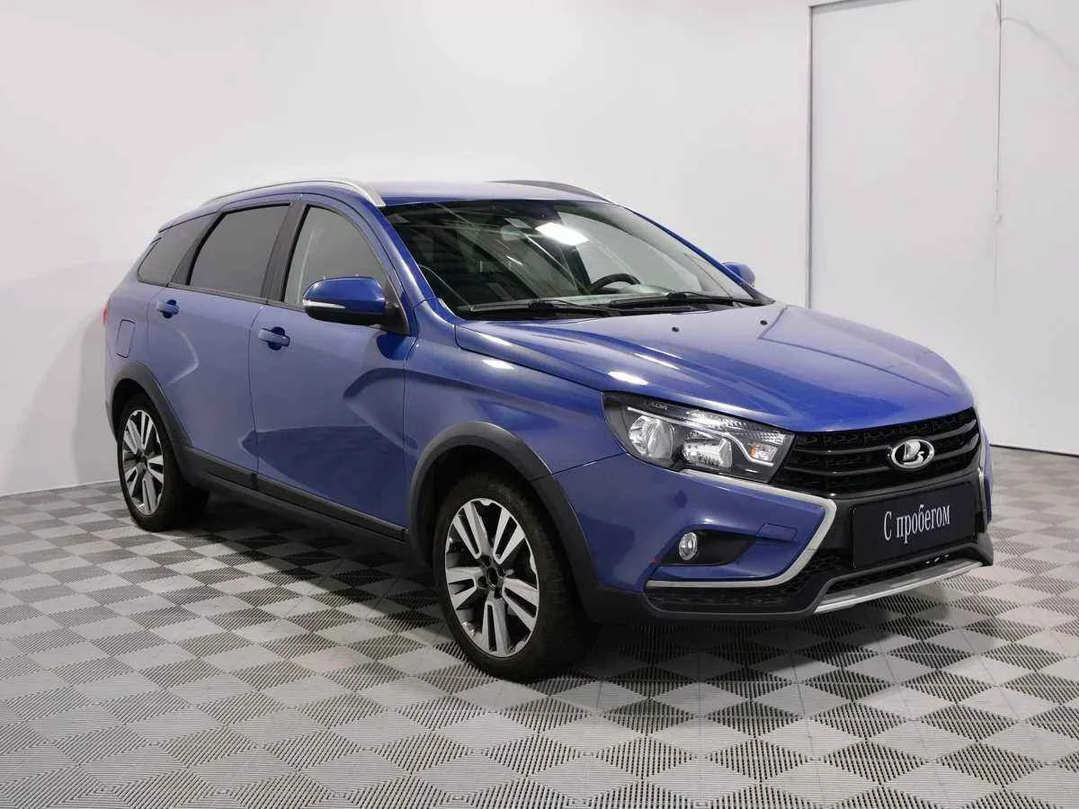 LADA Vesta SW Cross, Синий, 2019, Робот, 122 л.с., цена от 816 000 руб.