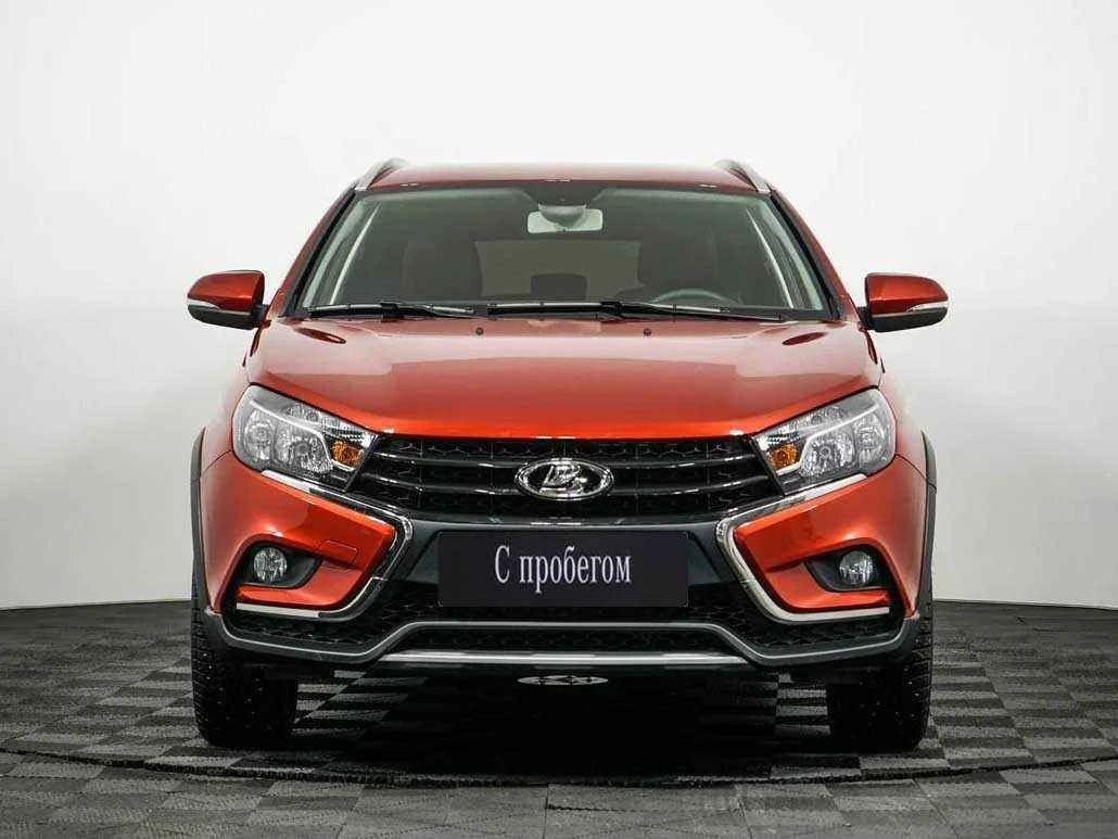 LADA Vesta SW Cross, Оранжевый, 2022, Вариатор, 113 л.с., цена от 1 098 000 руб.
