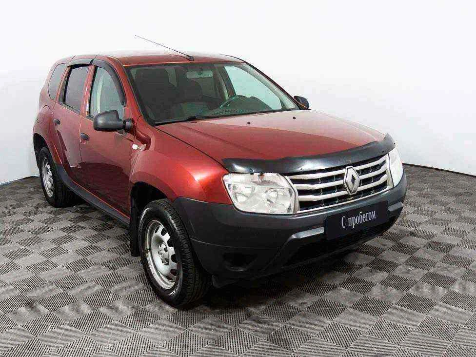 Renault Duster, Красный, 2014, Механическая, 102 л.с., цена от 827 000 руб.