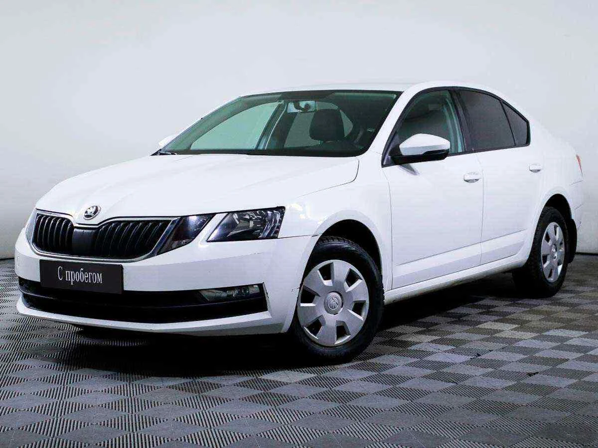 Skoda Octavia, Белый, 2017, Механическая, 110 л.с., цена от 1 005 000 руб.