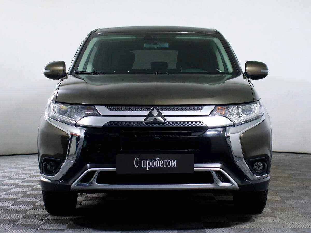 Mitsubishi Outlander, Зеленый, 2018, Автоматическая, 146 л.с., цена от 1 325 000 руб.
