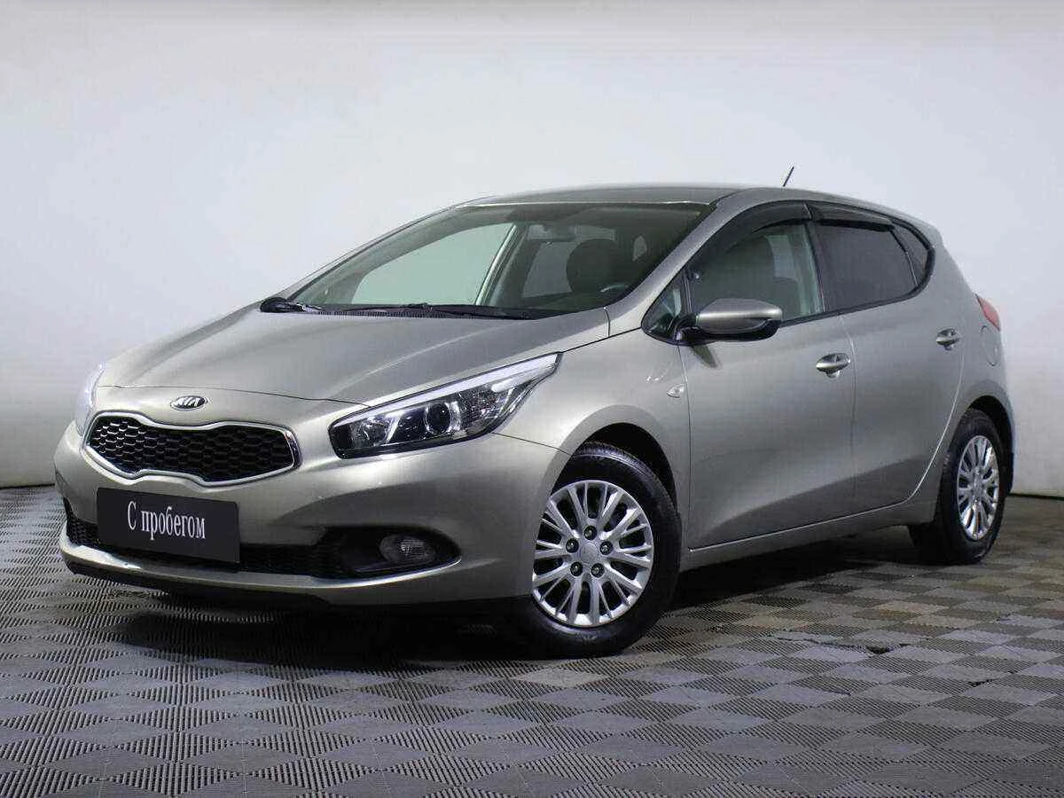 KIA Ceed, Бежевый, 2014, Механическая, 129 л.с., цена от 1 096 000 руб.