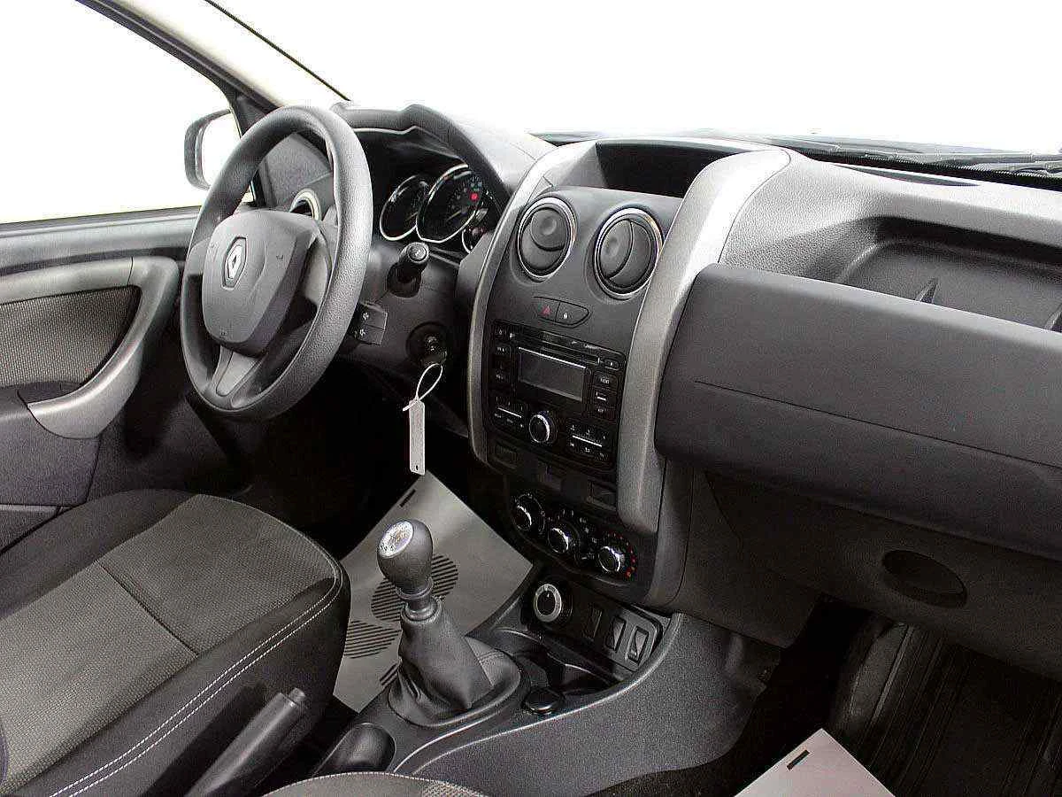 Renault Duster, Черный, 2016, Механическая, 114 л.с., цена от 953 000 руб.