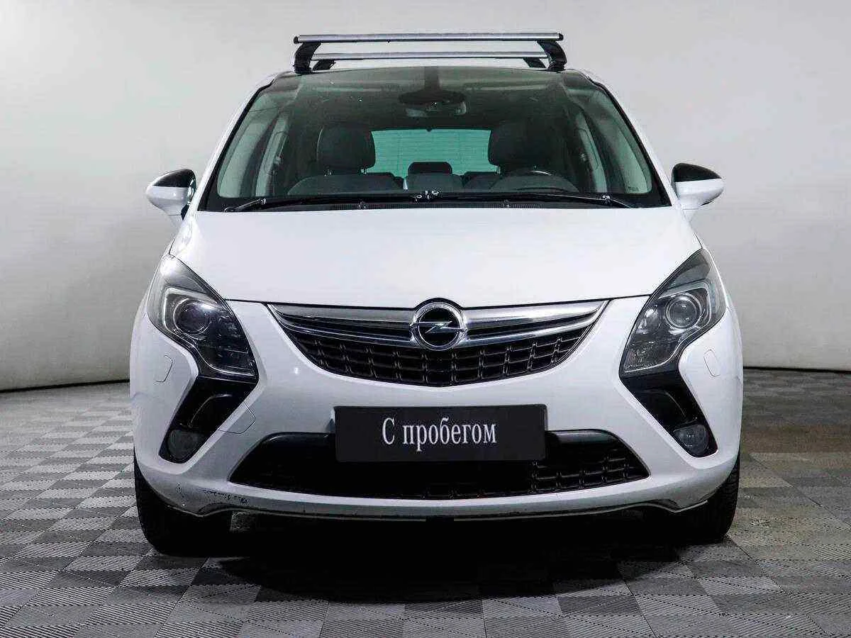 Opel Zafira, Белый, 2013, Автоматическая, 140 л.с., цена от 887 200 руб.