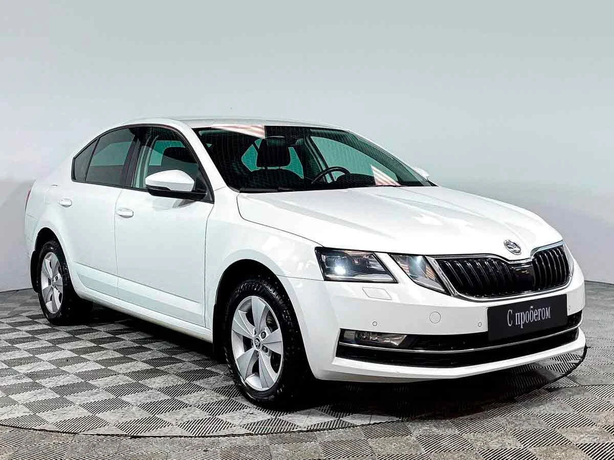 SKODA OCTAVIA, Белый, 2018, Робот, 150 л.с., цена от 1 012 800 руб.