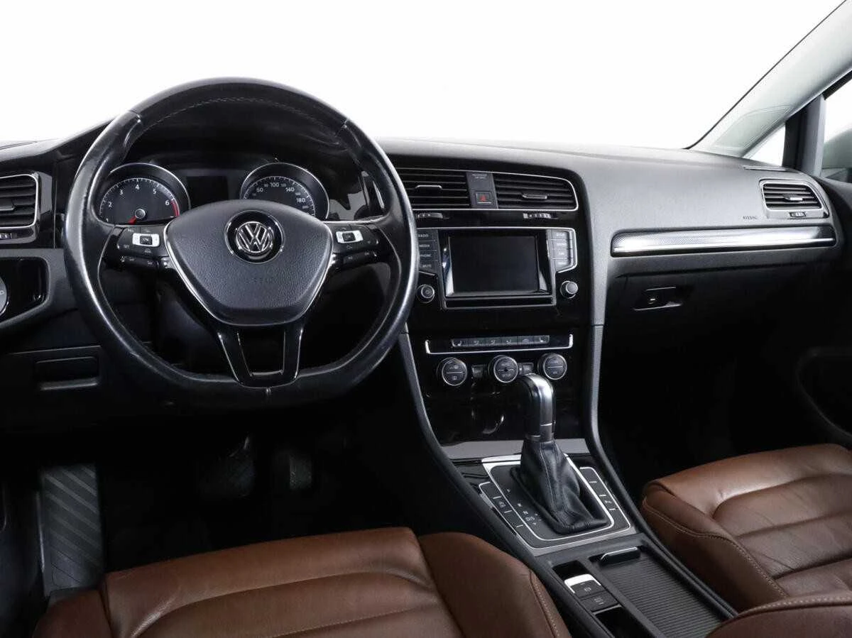VOLKSWAGEN GOLF, Серебряный, 2014, Робот, 140 л.с., цена от 1 256 000 руб.