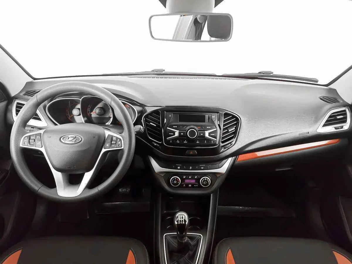 LADA Vesta SW Cross, Оранжевый, 2021, Механическая, 122 л.с., цена от 923 000 руб.