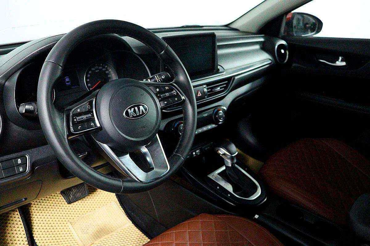 KIA Cerato, Красный, 2018, Автоматическая, 150 л.с., цена от 752 000 руб.
