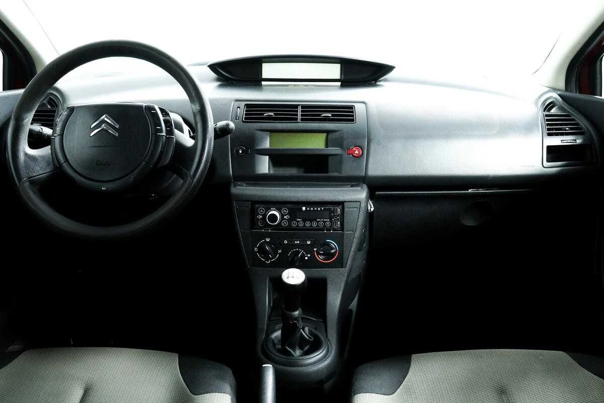 CITROEN C4, Красный, 2008, Механическая, 109 л.с., цена от 200 000 руб.