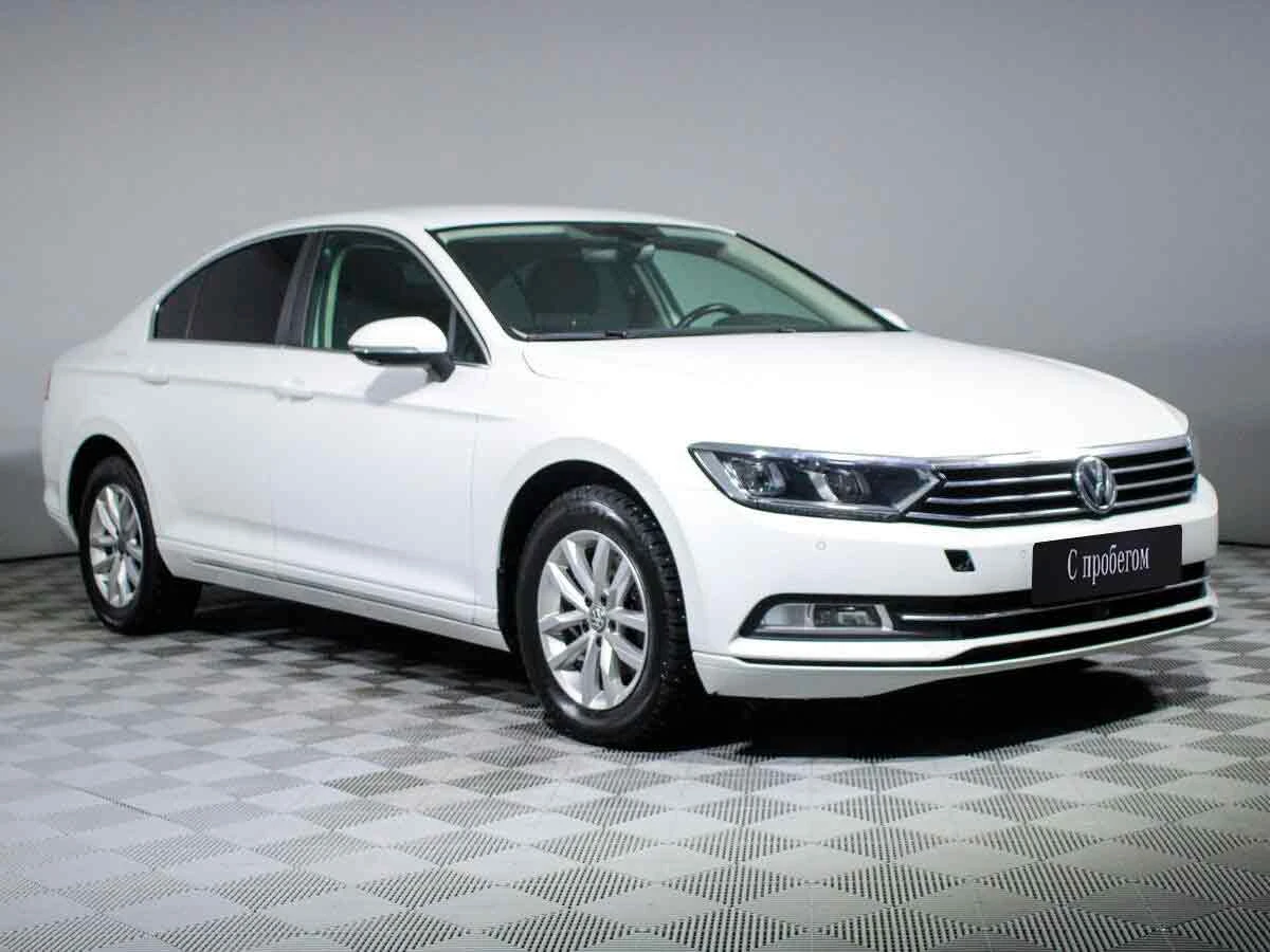VOLKSWAGEN PASSAT, Белый, 2018, Робот, 150 л.с., цена от 1 152 000 руб.