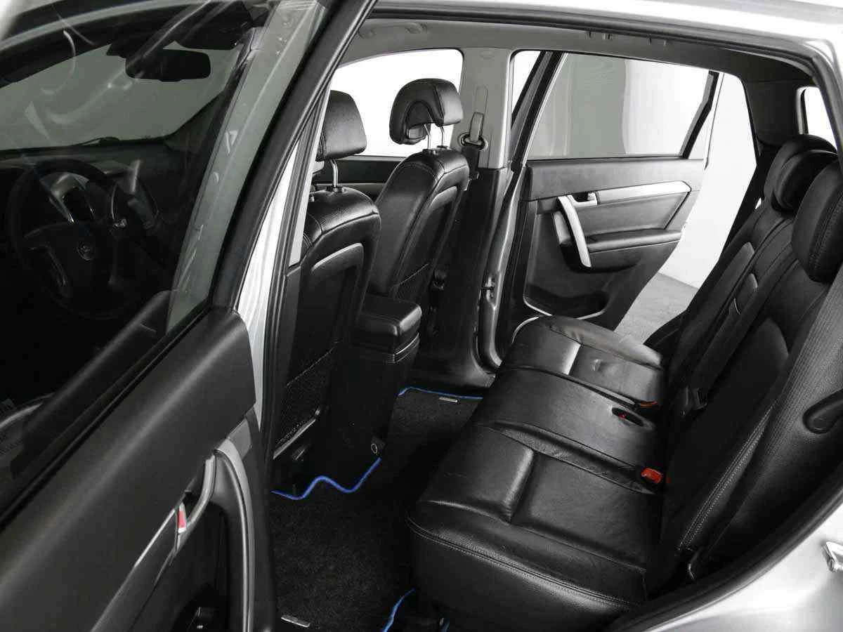 Chevrolet Captiva, Серебряный, 2011, Автоматическая, 184 л.с., цена от 679 000 руб.