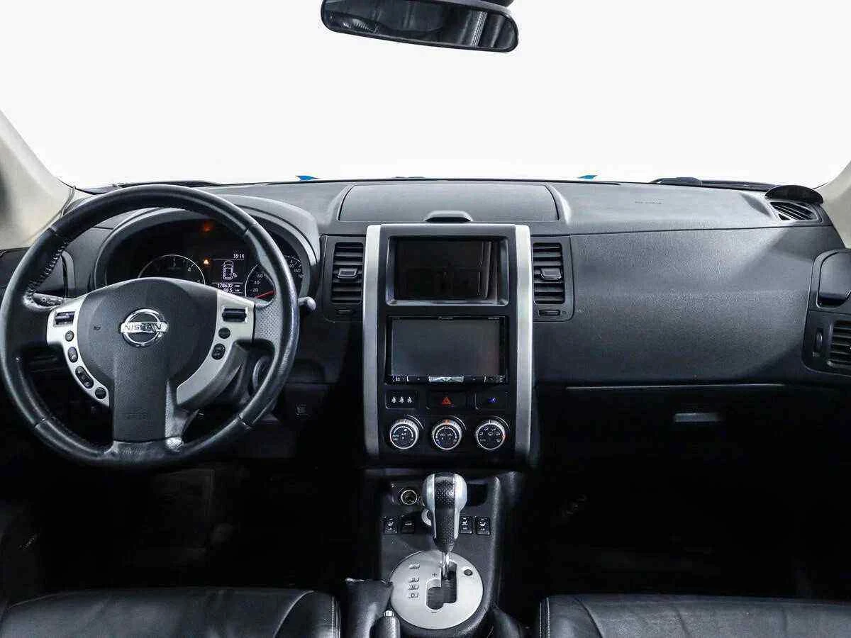 Nissan X-Trail, Серебряный, 2014, Вариатор, 141 л.с., цена от 1 009 500 руб.