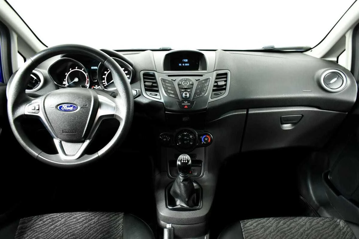 FORD FIESTA, Синий, 2016, Механическая, 105 л.с., цена от 616 000 руб.
