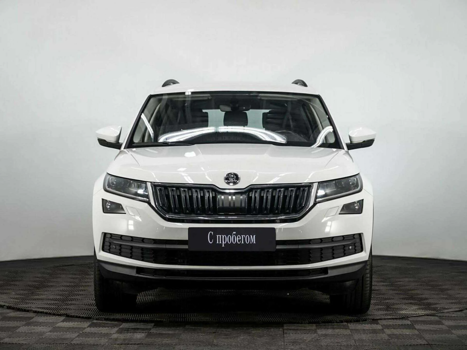 SKODA KODIAQ, Белый, 2020, Робот, 150 л.с., цена от 2 022 400 руб.