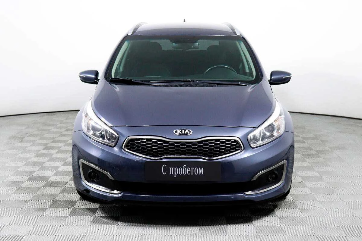 KIA CEED, Синий, 2017, Робот, 135 л.с., цена от 912 000 руб.