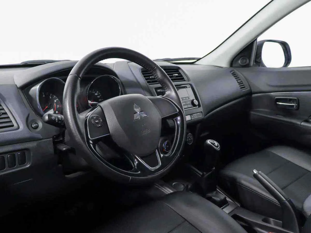 Mitsubishi ASX, Серебряный, 2019, Механическая, 117 л.с., цена от 1 650 000 руб.