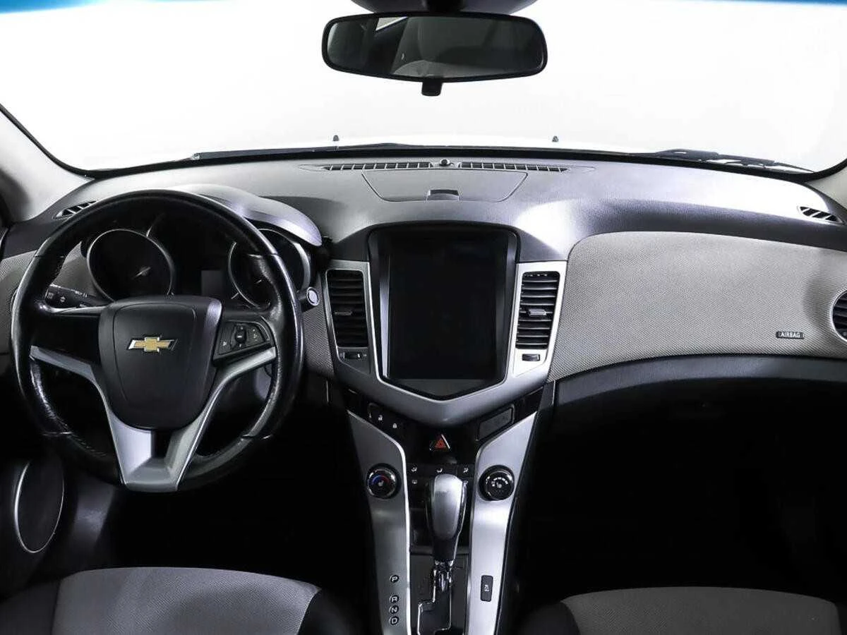CHEVROLET CRUZE, Белый, 2011, Автоматическая, 141 л.с., цена от 492 000 руб.
