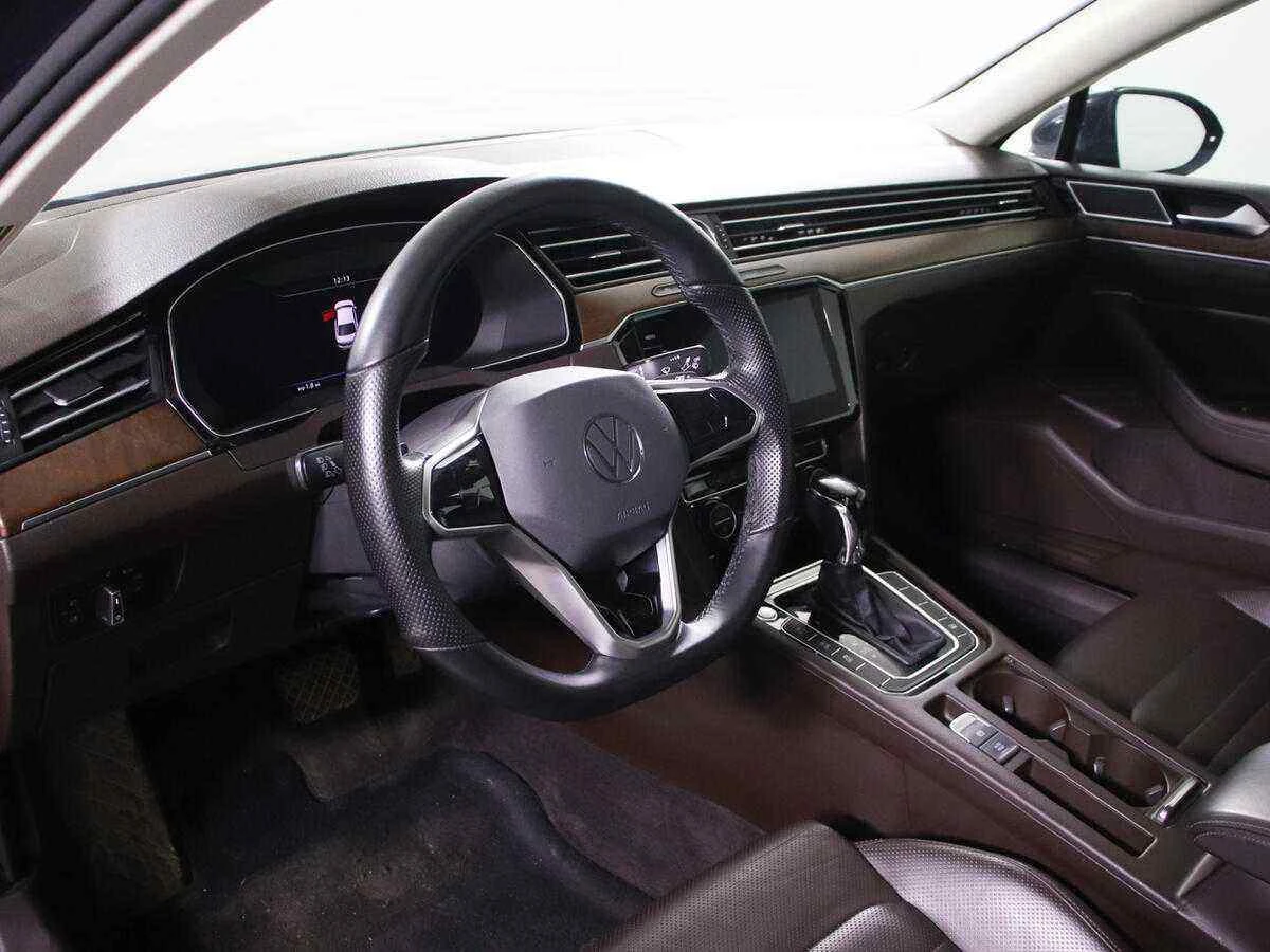 Volkswagen Passat, Синий, 2018, Робот, 180 л.с., цена от 1 325 000 руб.