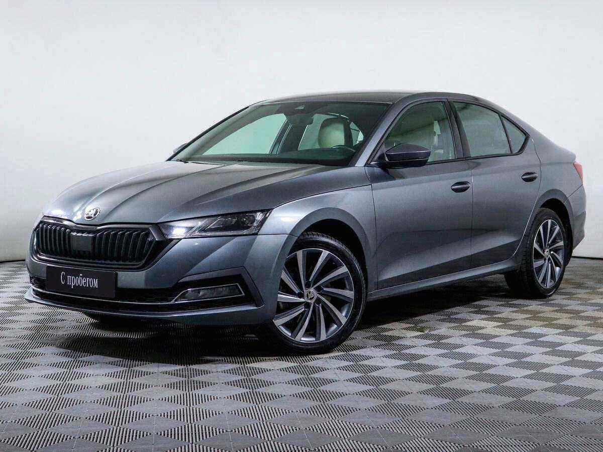 Skoda Octavia, Серый, 2022, Робот, 150 л.с., цена от 2 490 000 руб.