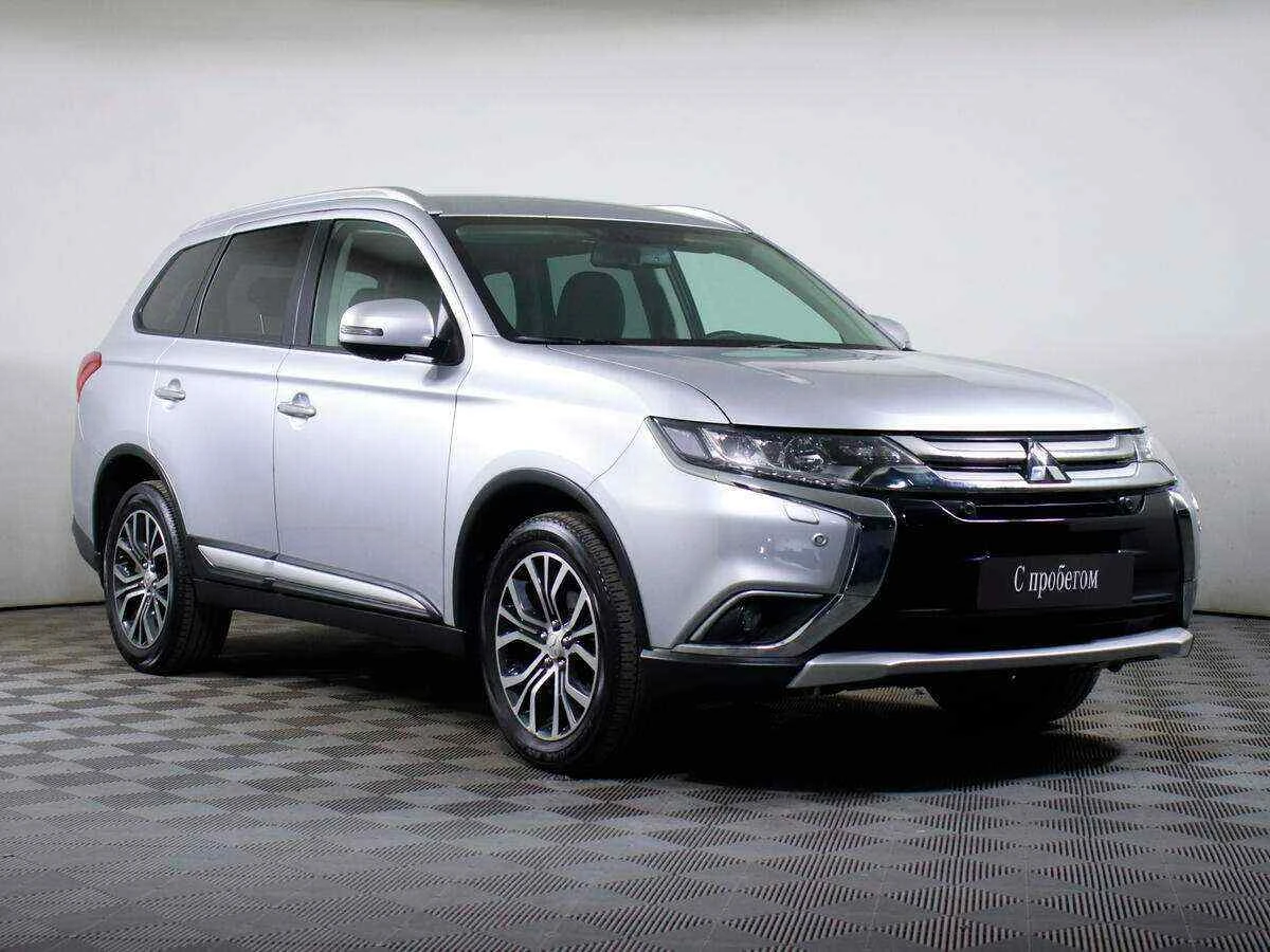 Mitsubishi Outlander, Серебряный, 2018, Автоматическая, 146 л.с., цена от 1 359 000 руб.