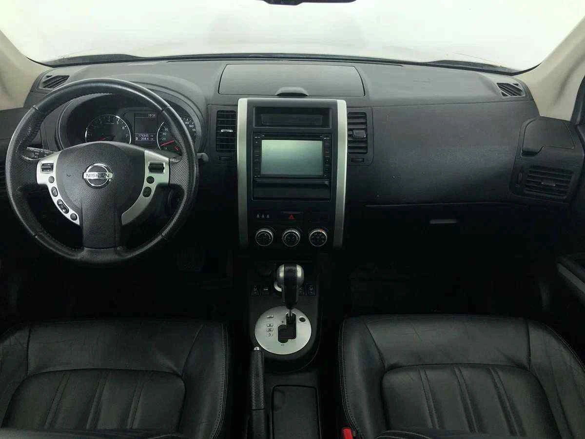 Nissan X-Trail, Золотой, 2011, Вариатор, 169 л.с., цена от 708 000 руб.