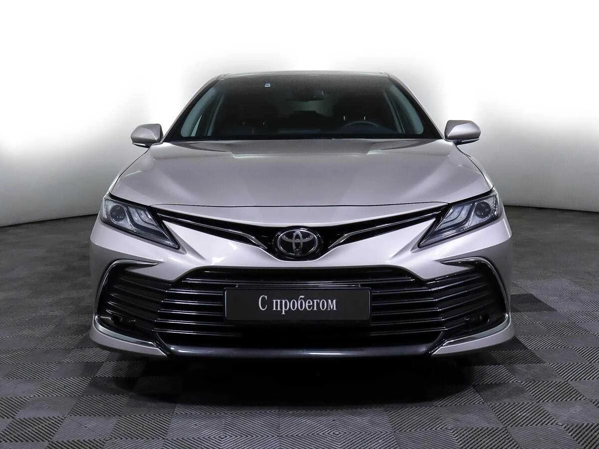 TOYOTA CAMRY, Серебряный, 2022, Автоматическая, 209 л.с., цена от 2 432 000 руб.