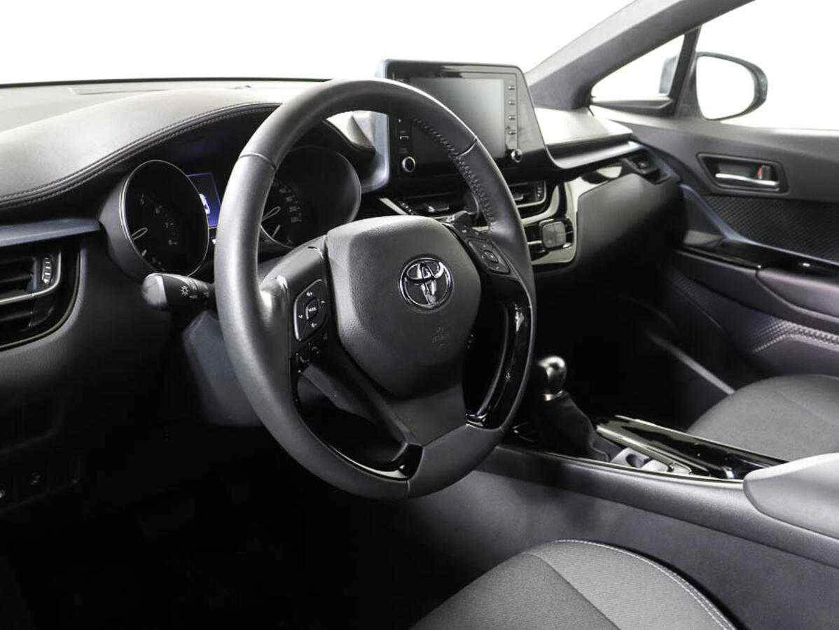 Toyota C-HR, Белый, 2020, Вариатор, 148 л.с., цена от 2 490 000 руб.