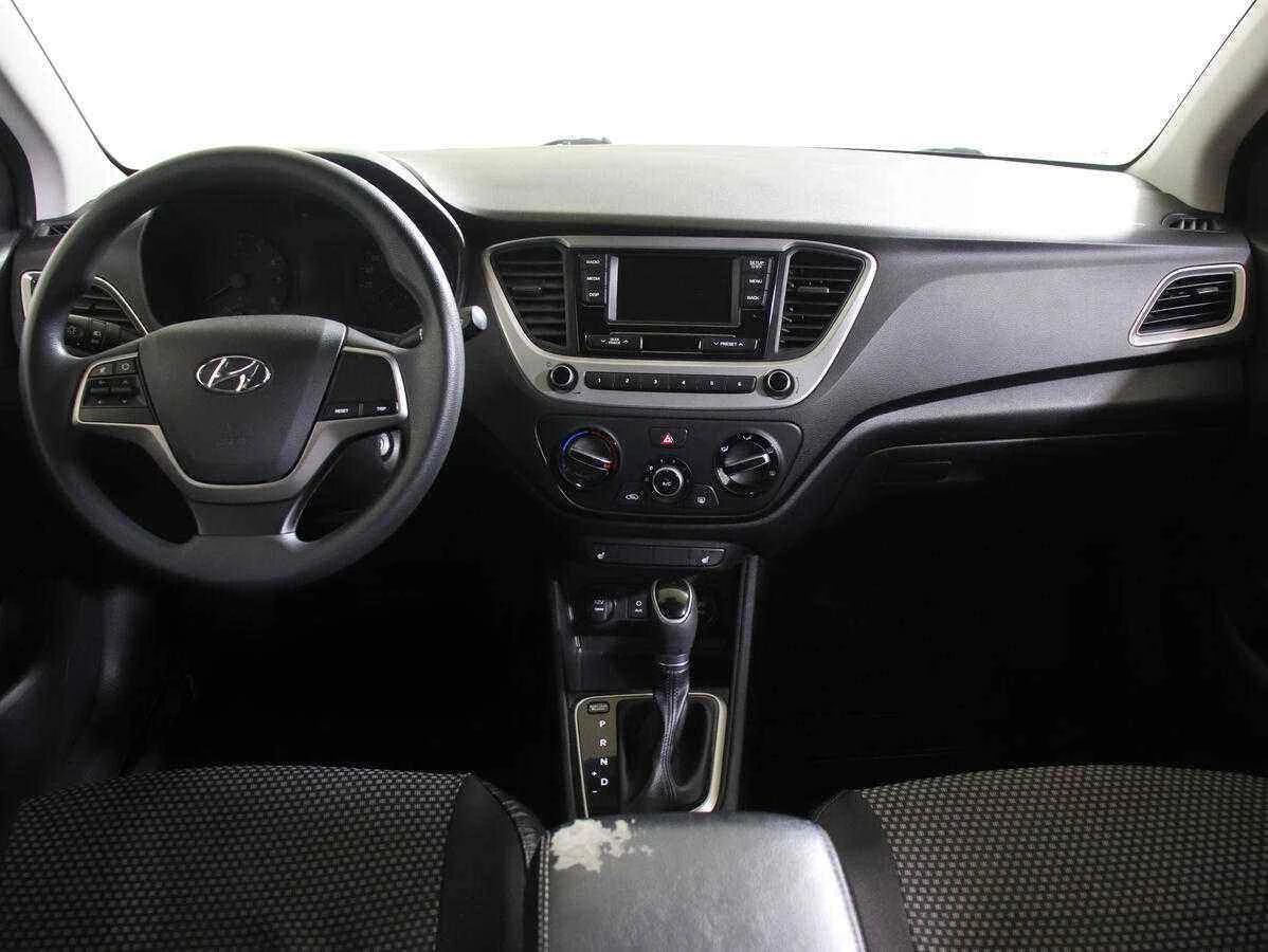 Hyundai Solaris, Оранжевый, 2018, Автоматическая, 100 л.с., цена от 519 000 руб.