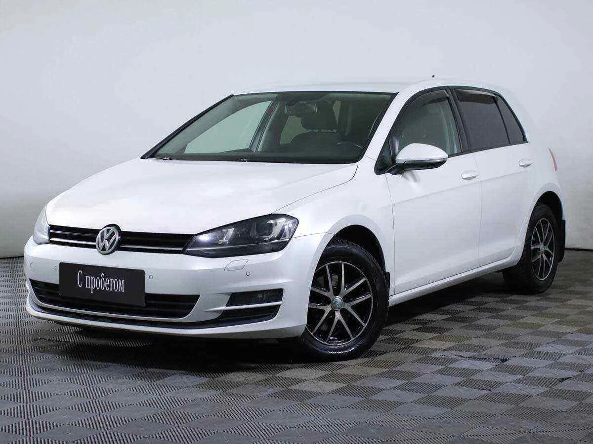 Volkswagen Golf, Белый, 2014, Автоматическая, 122 л.с., цена от 885 000 руб.