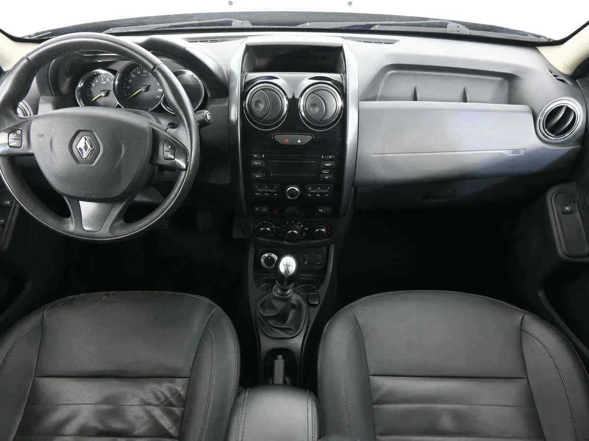Renault Duster, Коричневый, 2016, Механическая, 109 л.с., цена от 1 160 000 руб.